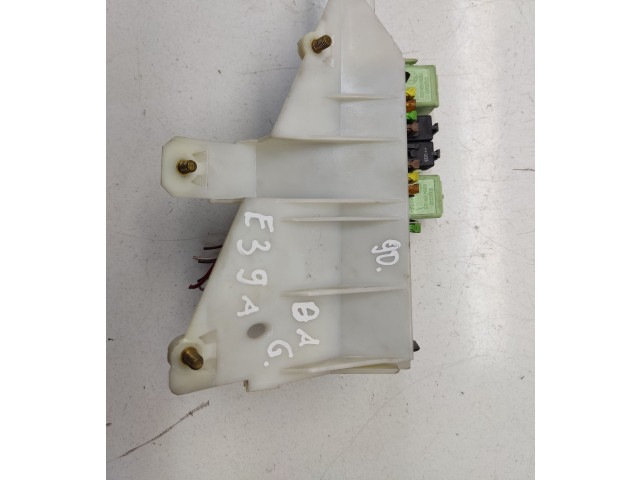 Pojistková skříňka 8371884 BMW 5 E39 2001