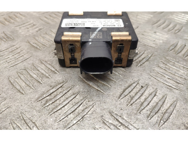 Датчик слепых зон 3Q0907590K Audi Q3 F3