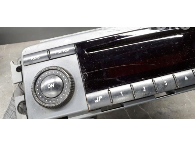 Pojistková skříňka Радио/ проигрыватель / навигация A4548200379 Smart ForFour I 2005