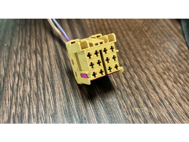 Zpětné zrcátko pravé Volkswagen Transporter - Caravelle T5 2009 7H1857502, 56501200