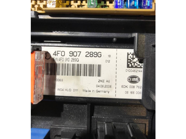 Блок предохранителей  4F0971845   Audi A6 S6 C6 4F    