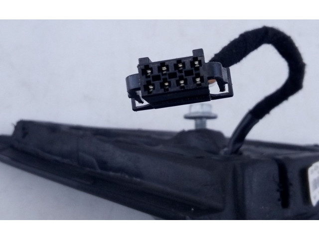 Зеркало электрическое        Skoda Fabia Mk3 (NJ)  2015 - 2021 года   