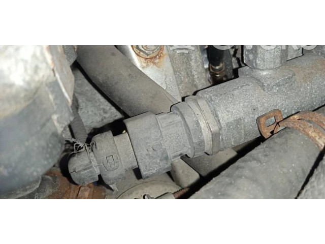 Топливная рампа 0445214095, 55197370 Saab 9-3 Ver2