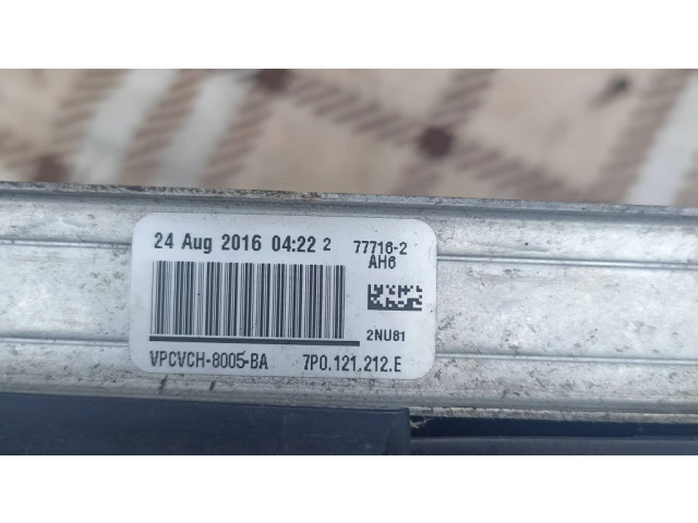 Интеркулер  7P0121212E, 201604222   Porsche Cayenne (92A) 3.0