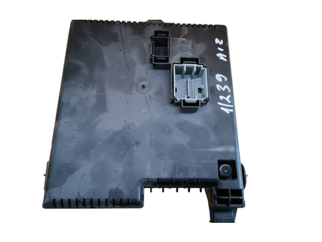 Блок предохранителей 30728512, 06W342   Volvo XC90    