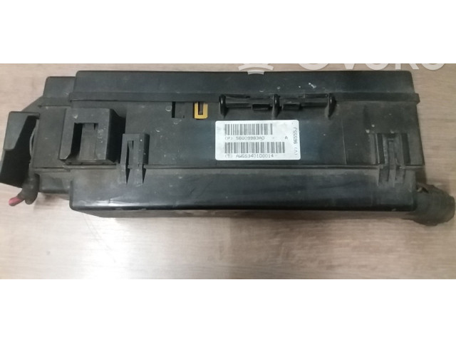 Pojistková skříňka 56009983A0, AWGS340100014 Jeep Cherokee 2002