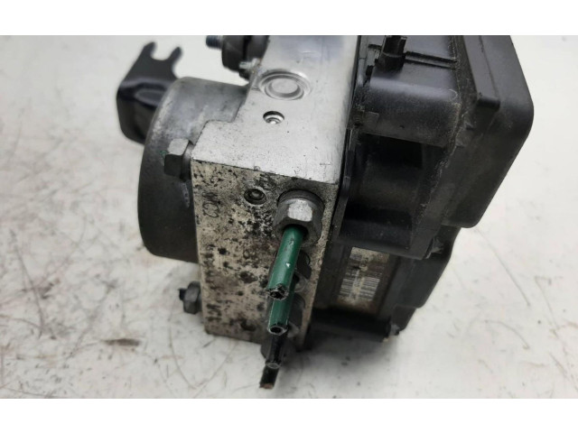 Блок АБС 8200747140   Renault  Clio III  2005 - 2012 года