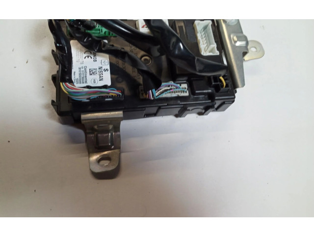 Блок управления 284B11BN0B Infiniti EX