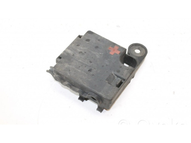 Узел подключения плюсовых проводов