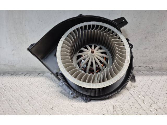 Вентилятор печки 6R1819015A Audi A1