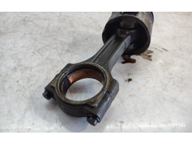 Píst Renault Espace III