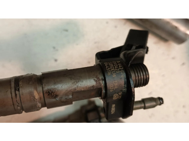 Vstřikovač A6420701187, 0445116026 Mercedes-Benz E W212 pro naftový motor 3.0 642850