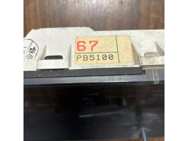 Přístrojová deska Nissan Sunny 1990 67PB5100