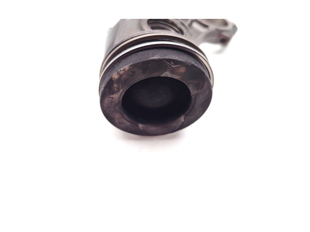 Píst K9K636 Nissan Juke I F15 K9K636