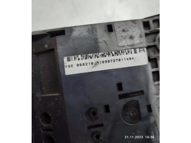 Блок предохранителей 000210 Rover 75