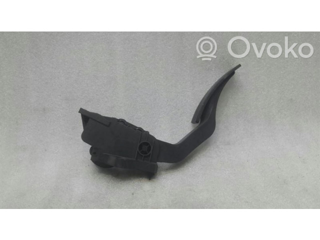 Педаль акселератора