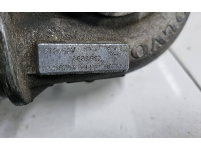 Турбина Volvo S80 8689592, GT2052V для двигателя D5244T