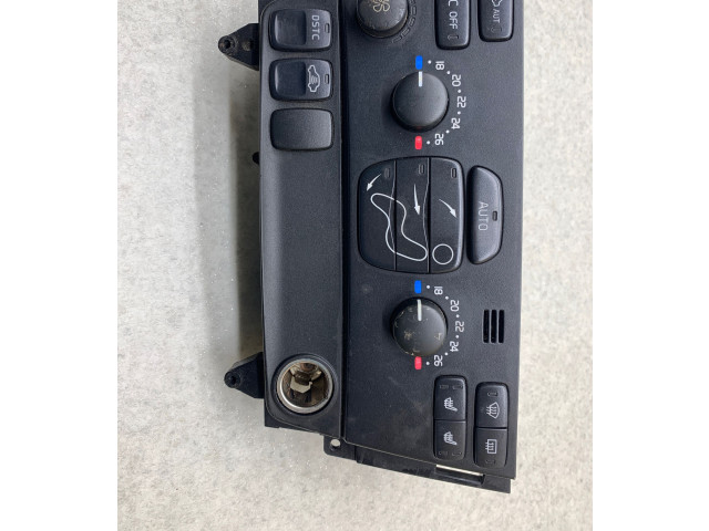 Блок управления климат-контролем 8697140, 04W52E04 Volvo XC70