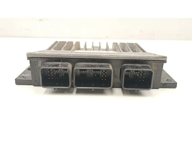 Блок управления 8200513058, R0410B036C Dacia Logan Pick-Up