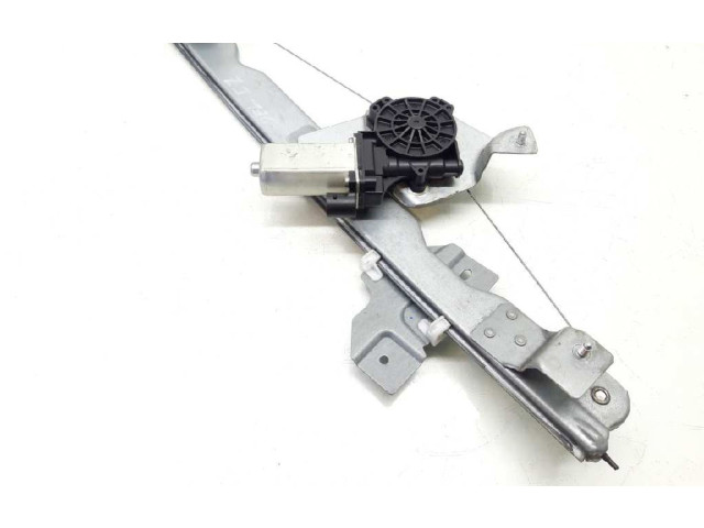 Рулевая рейка  Передний механический механизм для подъема окна 8200603858   Dacia Sandero  -  года