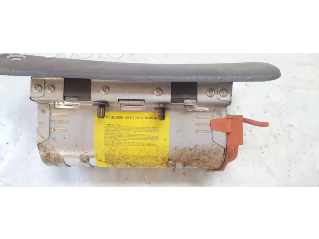 Подушка безопасности пассажира 570216501 Mitsubishi Carisma