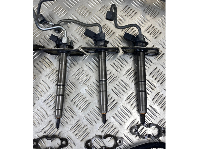 Vstřikovač 057130755AC, 057130277AM Audi A8 S8 D4 4H CDSB