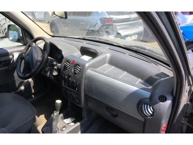 Přístrojová deska Citroen Berlingo 2007 00006105V4