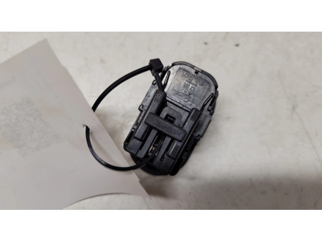 Включатель зеркал