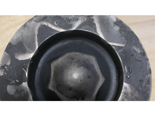 Поршень 7812567, 781256702 Mini Cooper Hatch Hardtop для дизельного двигателя 1.6