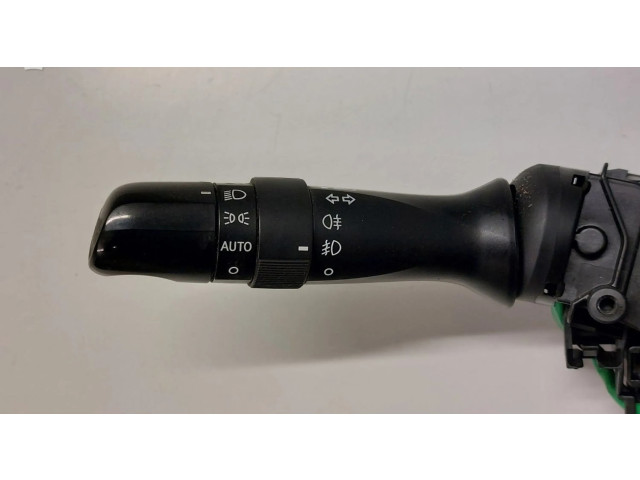 Подрулевой переключатель 83115FJ110, 83114FJ070 Subaru Forester SJ