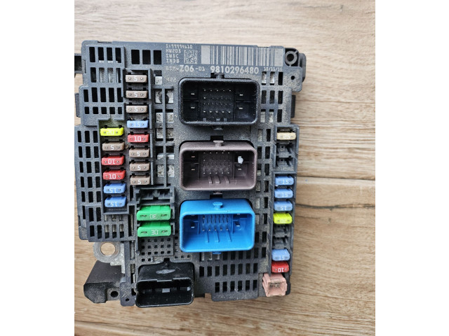 Pojistková skříňka Řídící jednotka BSM 9810296480, Z06 Peugeot 508 2015