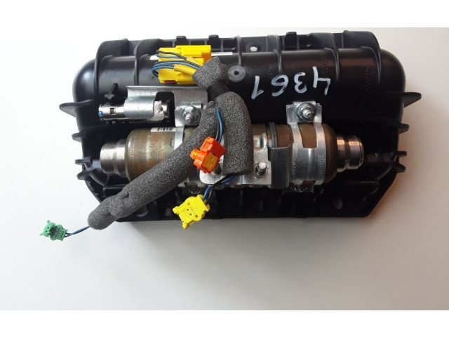 Подушка безопасности пассажира 610640900   Volvo S60