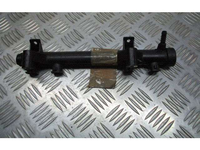 Топливная рампа 047133319 Skoda Fabia Mk1 (6Y)