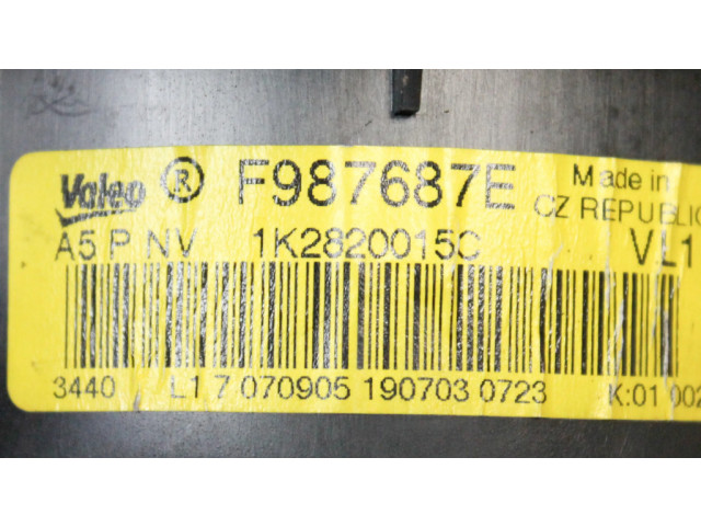 Блок предохранителей 1K2820015C Skoda Octavia Mk2 (1Z)