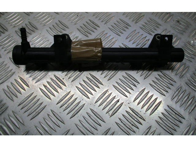 Топливная рампа 047133319 Skoda Fabia Mk1 (6Y)