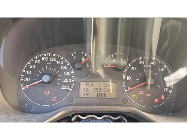 Přístrojová deska Fiat Punto (199)