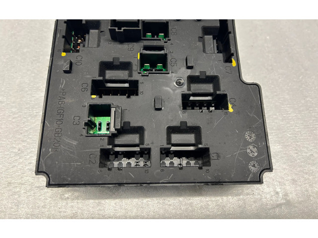 Блок предохранителей 31473570   Volvo XC90    