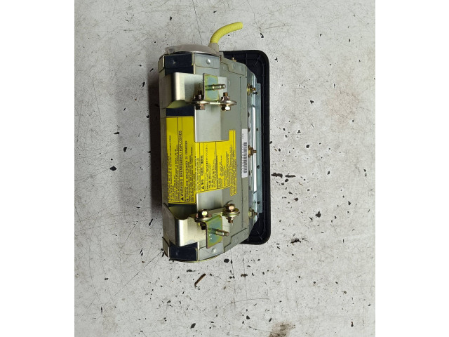 Надувная подушка для пассажира Mitsubishi Pajero 2004