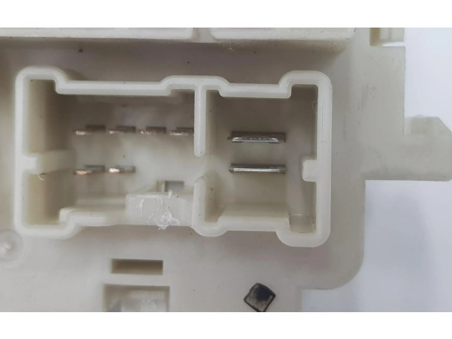 Блок предохранителей 243503FY0A   Infiniti FX    