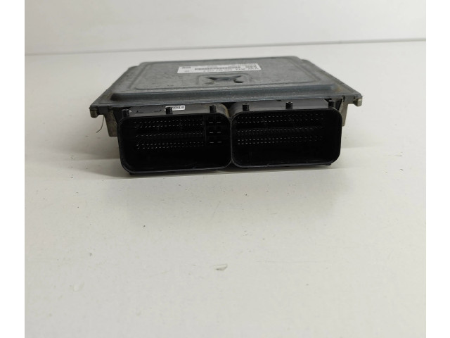 Блок управления двигателя 06K907425E, 5WP49711   Skoda Superb B8 (3V)