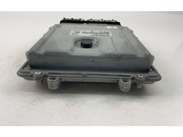 Блок управления двигателем Блок управления P31303388, 0281015286 Volvo S60