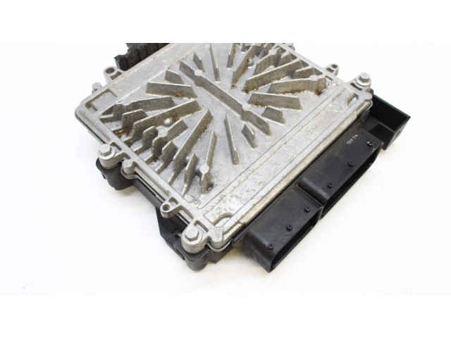 Блок управления двигателя 31303388, 0281015286 Volvo S80