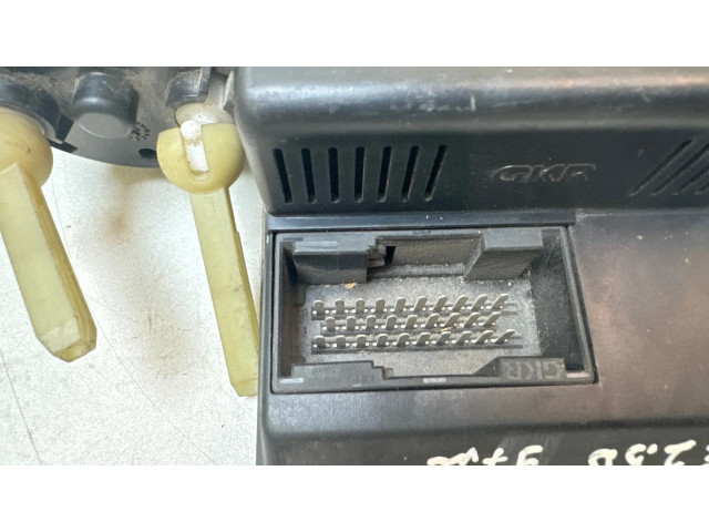 Блок управления климат-контролем 2108302085, 944W0372103   Mercedes-Benz E W210