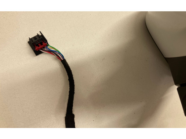 Зеркало электрическое Volkswagen Golf VIII 2019 - года