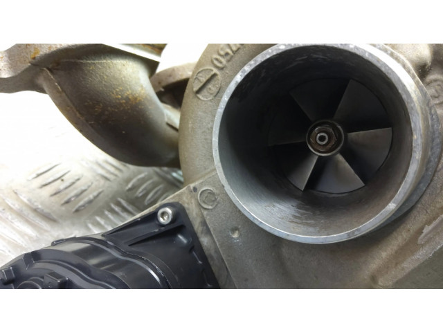  Турбина BMW X3 G01 2.0 7637563         