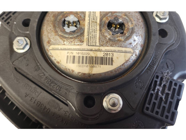 Подушка безопасности водителя 8X23043B13A Jaguar XF X250