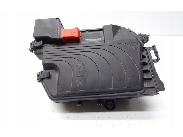 Блок предохранителей  A2465400024   Mercedes-Benz A W176    