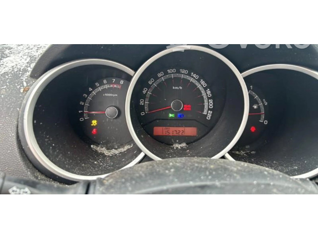 Přístrojová deska KIA Venga 2011