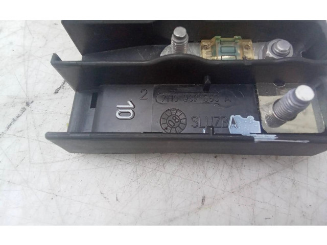 Pojistková skříňka 7H0937550A Volkswagen Transporter - Caravelle T5 2007