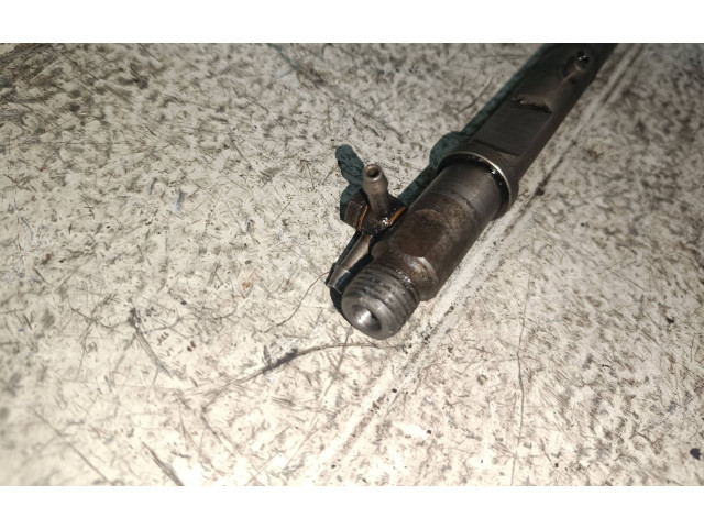 Форсунка 059130201A    Audi A6 S6 C5 4B   